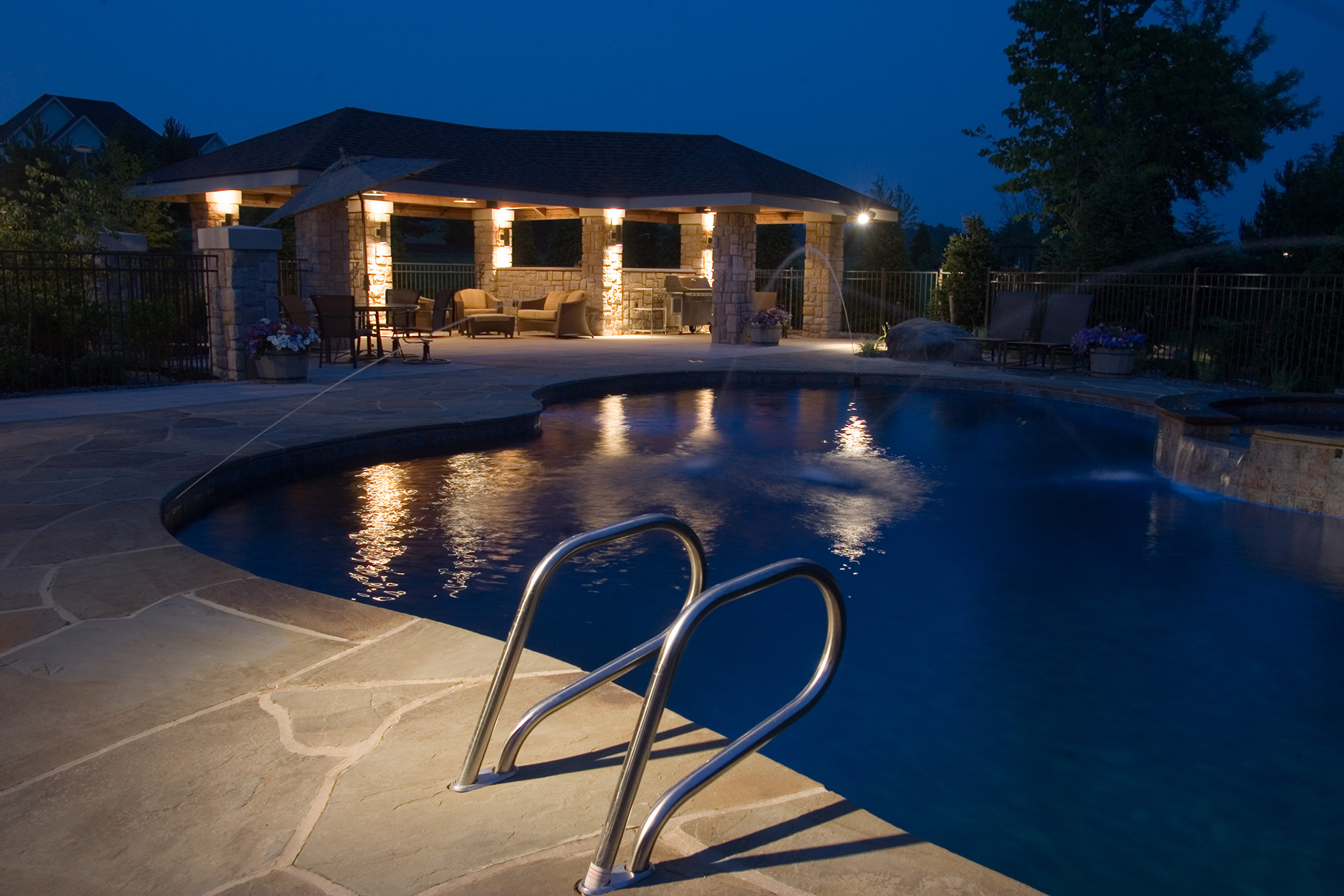Residential pools & patios