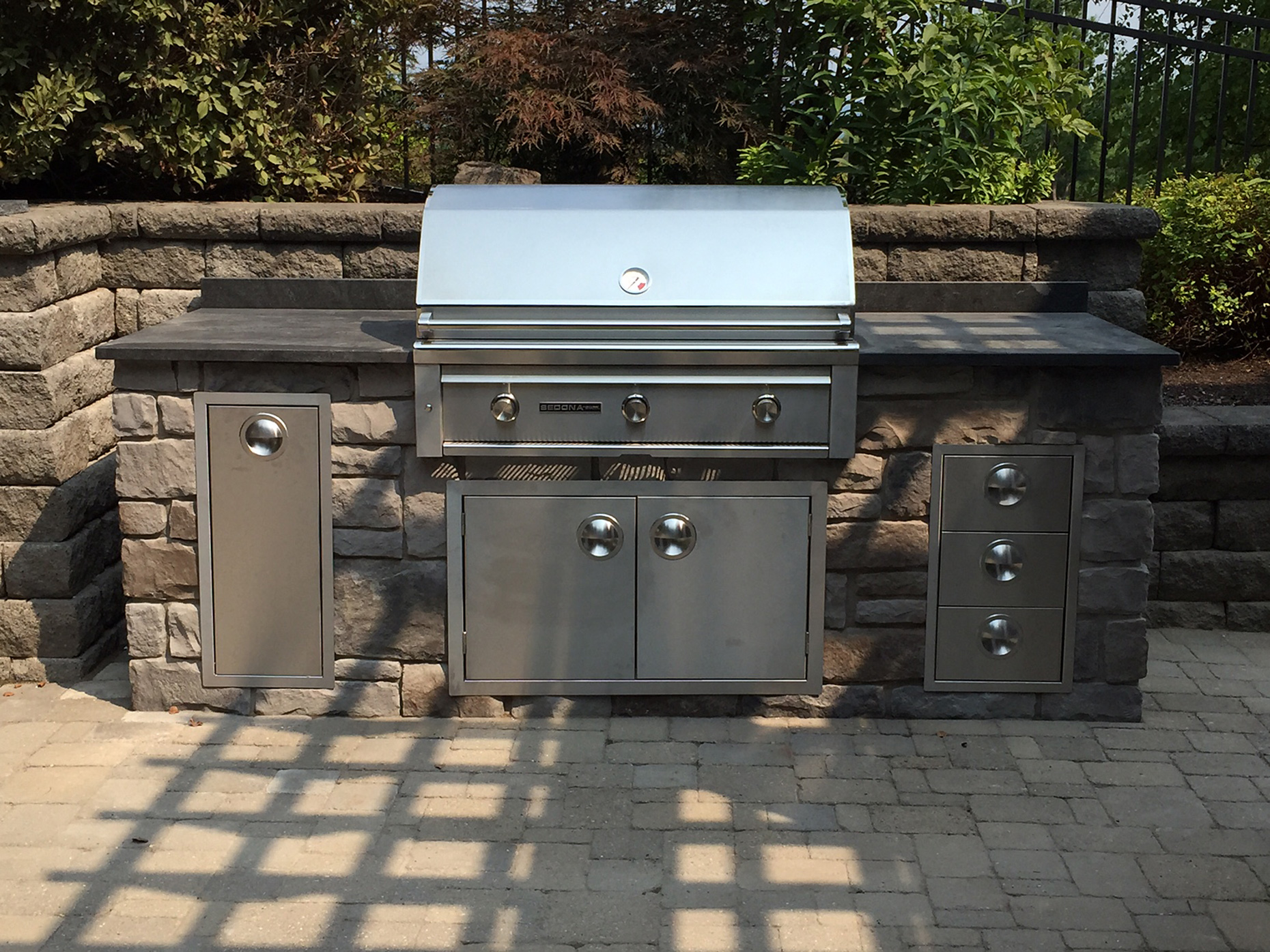 Grills & Fire Features