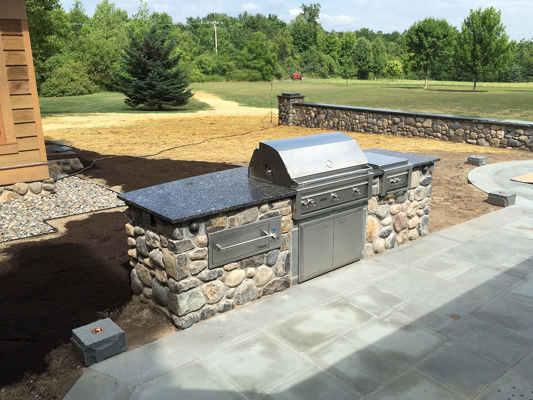 Grills & Fire Features
